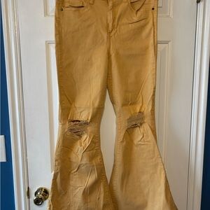 Sneak Peek Yellow Jeans